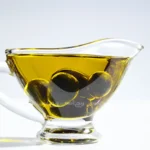 فواید ثابت شده‌ی روغن زیتون برای سلامت بدن را بیشتر بشناسید