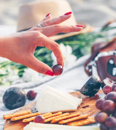 تغذیه گیاهی در سفر؛ چگونه در سفر هم سالم، سبک و خوش‌خوراک باشیم؟