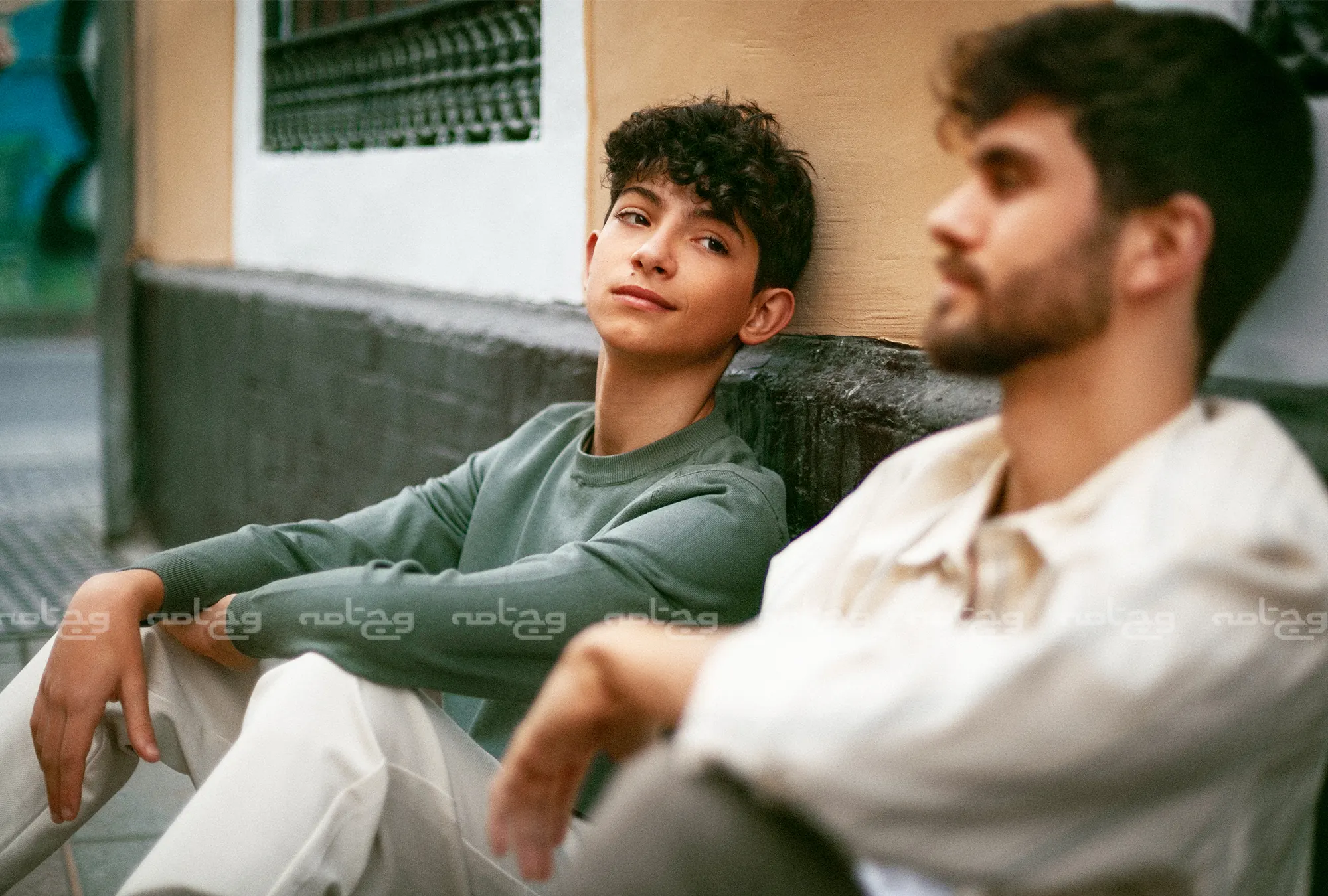 ارتباطات درون‌گرا و چالش‌ها در برقراری روابط اجتماعی